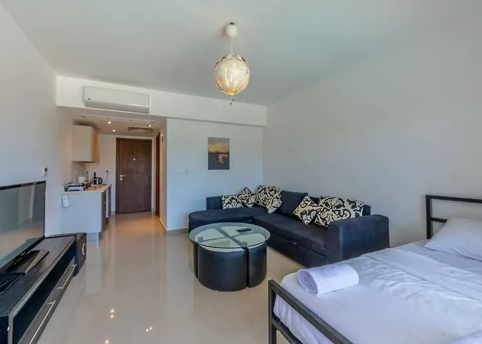 Cozy In G-cribs With Pool - Golden El Gouna Apartment *